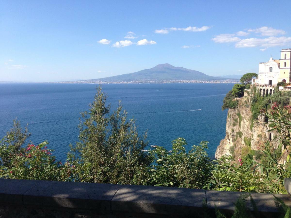 B&B La Grotta Marina Вико-Экуенсе Экстерьер фото