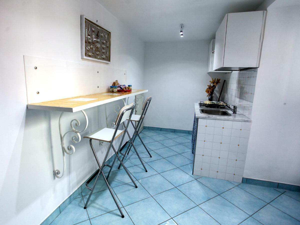 B&B La Grotta Marina Вико-Экуенсе Экстерьер фото